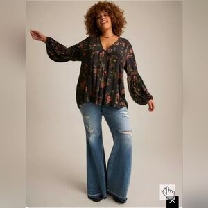 Torrid Size 4 Festi Oversized Blue Floral Floral Tunic In EUC